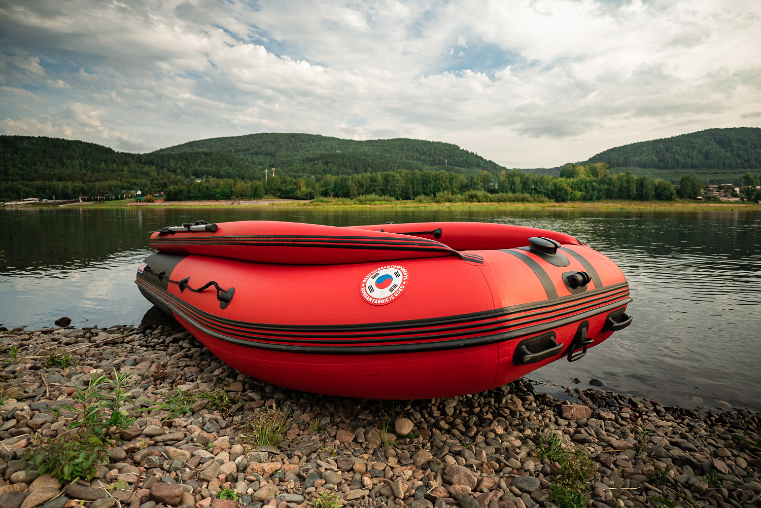 Лодка MISHIMO RIVER FJET PRO 430  под водомет в Прокопьевске