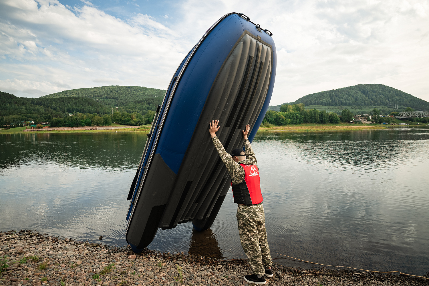 Лодка MISHIMO RIVER FJET PRO 430  под водомет в Прокопьевске